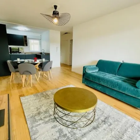 Charming With View Apartment La Rochelle (Charente-Maritime)