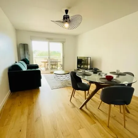 Charming With View Apartment La Rochelle (Charente-Maritime)