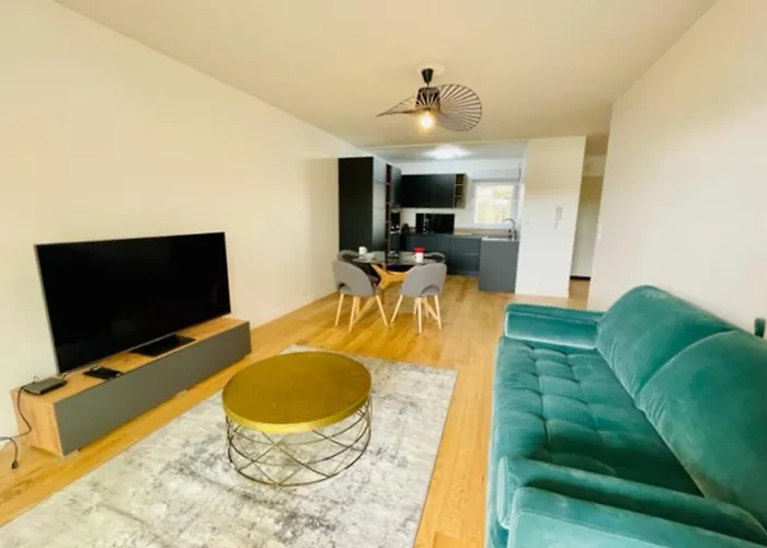 Charming With View *